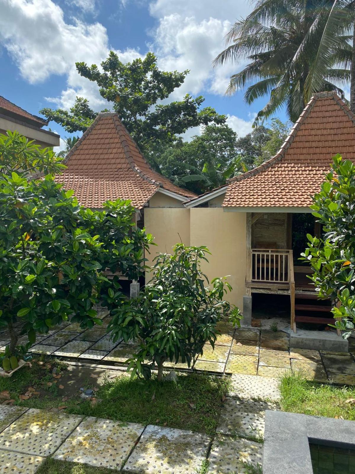 Indraprastha 2 Bungalow Ubud Buitenkant foto