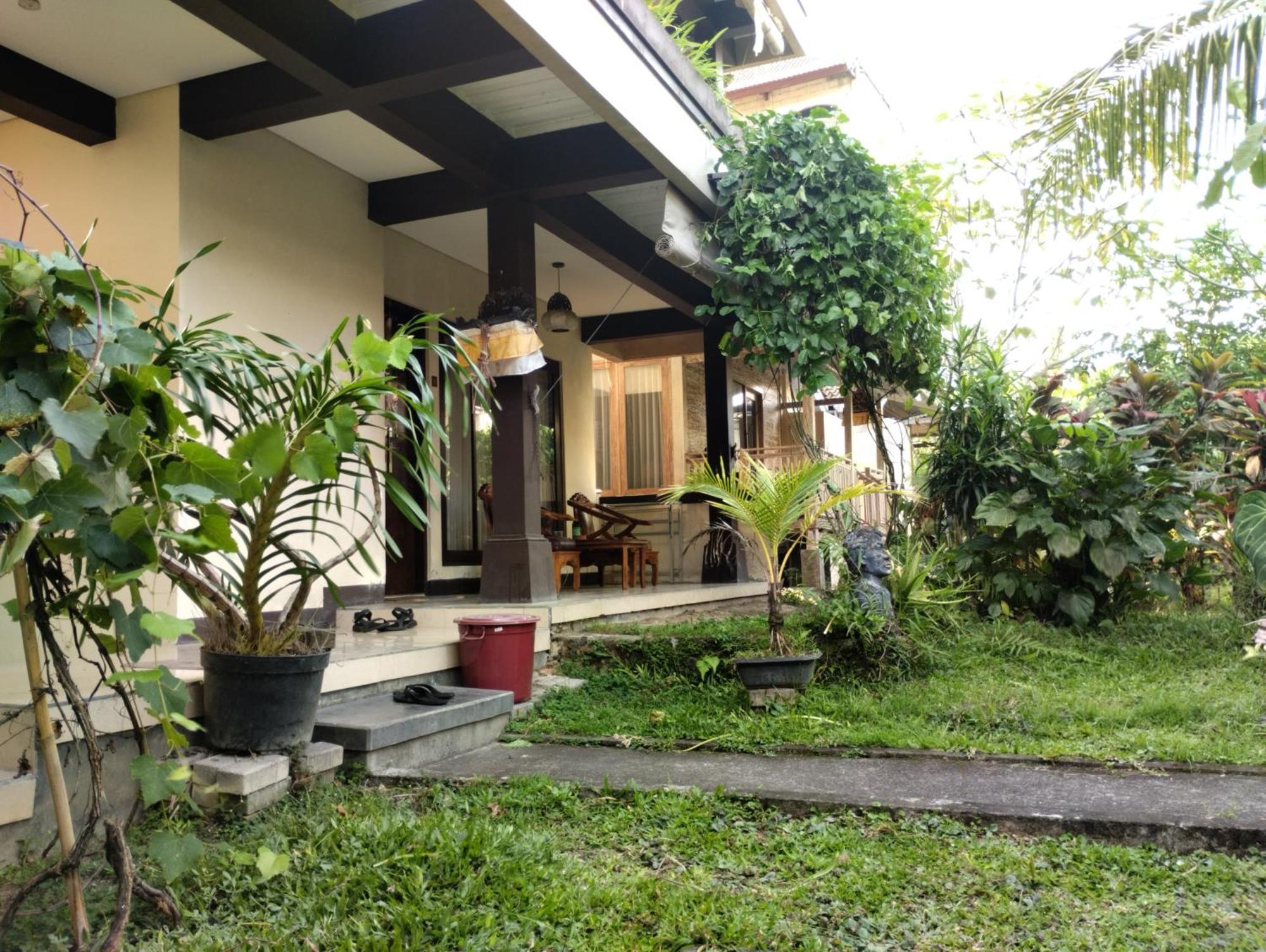 Indraprastha 2 Bungalow Ubud Buitenkant foto