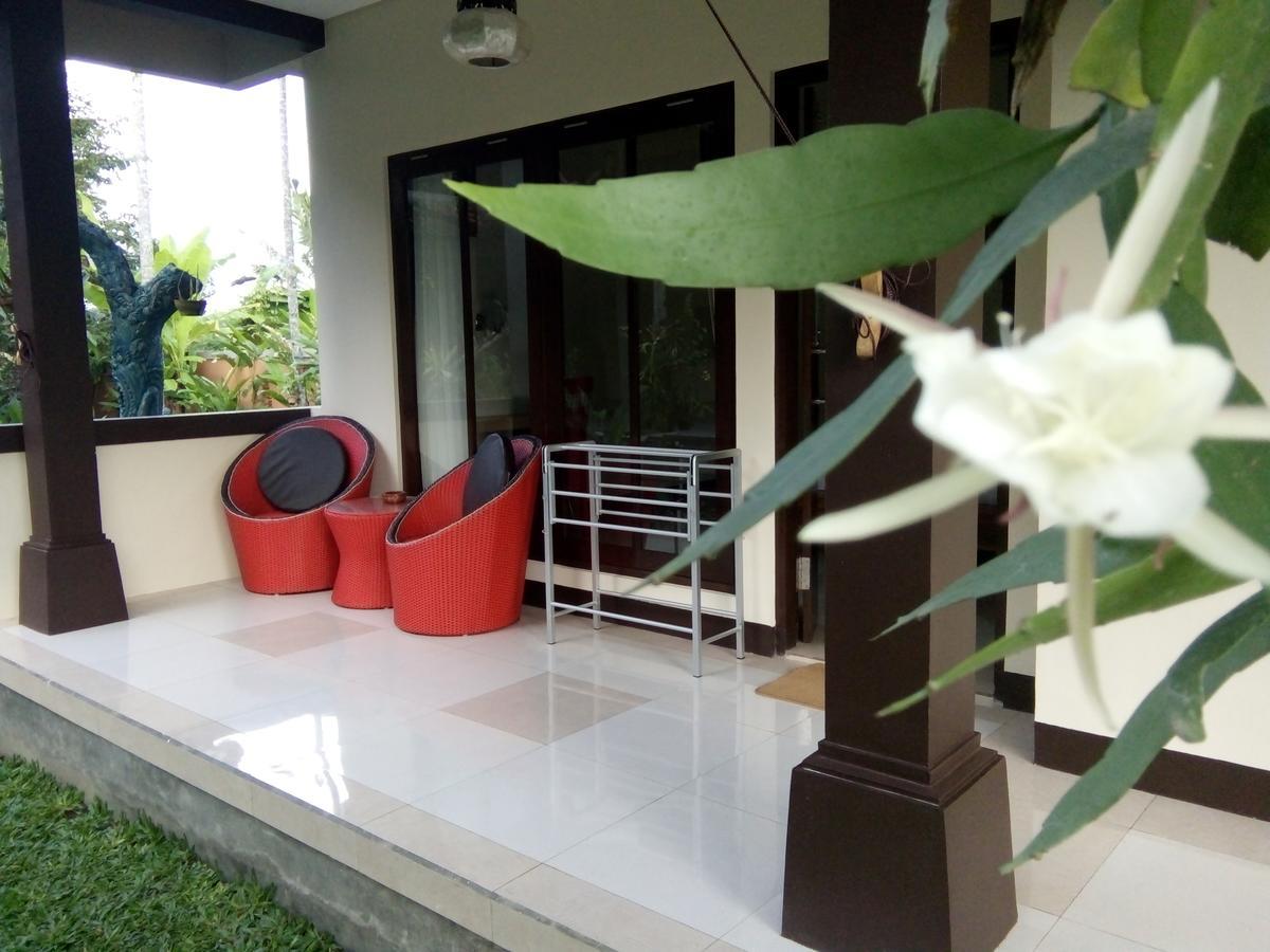 Indraprastha 2 Bungalow Ubud Buitenkant foto